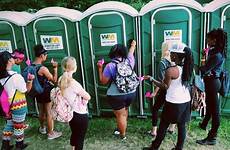 pee standing ladies now stand buzz industry too