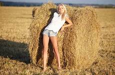 country girl wallpaper girls sexy blonde cowgirl nude outlaw golf wallpapers naked hot backgrounds cowgirls short models million fields background