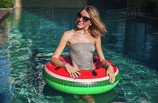 swimming inflatable pool dissolve lightfield d2115