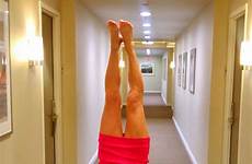 handstand gymnastics inverted