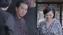 妻子站在門口，冷冷的看著丈夫和小三在屋裡眉來眼去！ #chinesedrama #中国电视剧 #中國電視劇 #小三