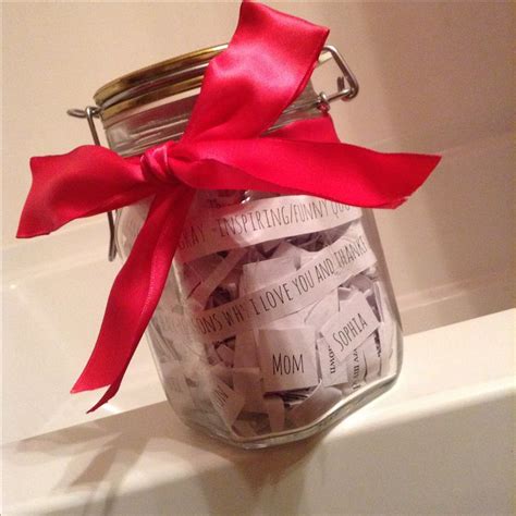 Just like a time capsule; A jar of 365 reasons I love my mom | I love mom, My love ...