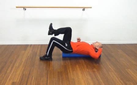 1x msports faszienrolle + übungsposter maße: Übungen mit der Pilates Rolle von Oliver