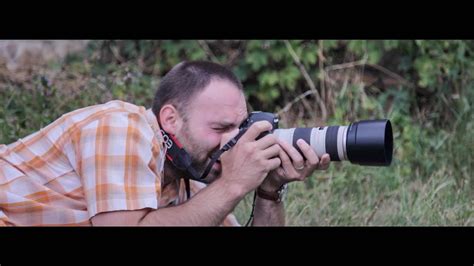 Již delší dobu působím jako profesionální fotograf, zaměřuji se především na focení svateb, miminek a dětí, portrétů či párů, ale také na těhotenské či boudoir a. Tomáš Macháček - FOTOGRAFIE - YouTube