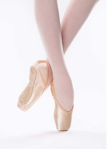 Kristin sloan director of photography: Pointe Shoes - Freed of London