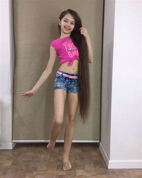 Ukrainian teen model dana taranova modeling, legs and long hair. Dana Taranova : Dana Taranova | Cute Girls - Y tiene su ...