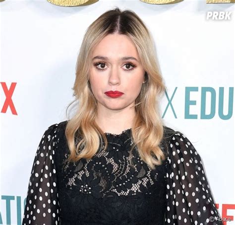 She has starred on stage at the national theatre in london and. Aimee-Lou Wood (Sex Education) victim of harassment : "I ...