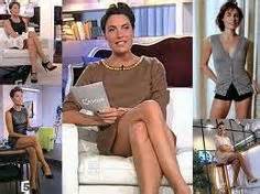 She began in television as a continuity announcer for france 3 . Choses que j'adore