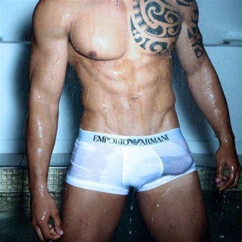 It allows for you to share pictures of yourself or of any hot hunks you find. Gay Bulge (@gaybulgecum) | Twitter