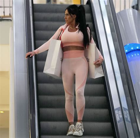 Bankrupt katie hasn't had much luck with blokes in 2019. KATIE PRICE Out Shopping in Kent 06/17/2020 - HawtCelebs
