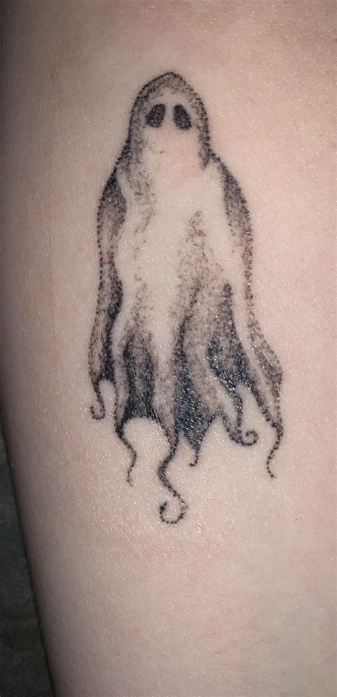 An edgar allan poe raven tattoo with the word nevermore is meaningful to those who have if you're looking for poe raven tattoo ideas with a little more detail, this next tattoo might fit the bill. Hasn't finished healing yet (a little over a week out ...