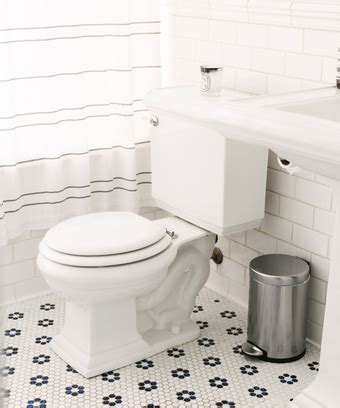 I am a celiac and have been told that a floating stool means there is too much fat in the stool, a characteristic of celiac disease. How Often Should You Poop, Bowel Movement Frequency