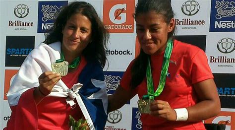 Последние твиты от francisca mardones (@fran_mardones). Francisca Mardones y Macarena Cabrillana se visten de oro ...