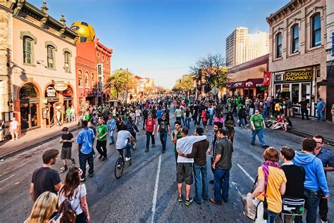 Texas.gov es el sitio web oficial del estado de texas. SXSW 6th Street | Best cities, Austin texas, Austin city ...