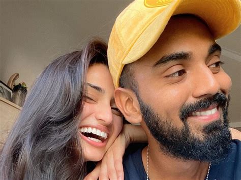 It was recently that athiya shetty made a new post on her. Did Athiya Shetty and KL Rahul finally make their ...
