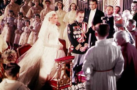 May 27, 2021 · update vom 23. Zwei Leben: Als Grace Kelly hat sie Hollywood verzaubert ...