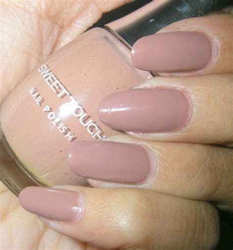 Tough, sweet and stuffy : jollywoodqueen: NOTD! Sweet Touch Hard Cafe