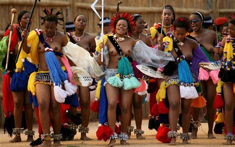 Looking back now swaziland was not quite as modern as we thought that day. Swaziland Folk Dance - Zulu Reed Dance | National Folklore ...