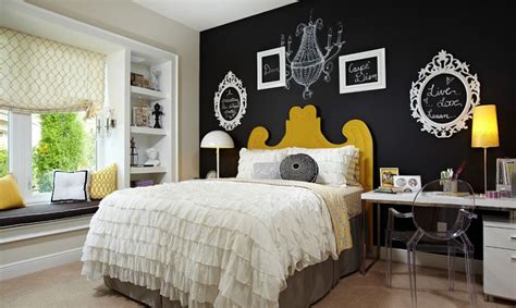 It's a chic way to elevate other colors, and it makes a strong style statement, magno says. Modern Paint Colors For Small Bedrooms