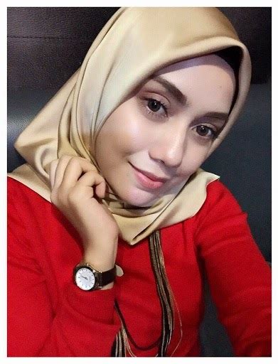 Mia ahmad (movie actress) was born on the 22nd of february, 1988. Biodata dan gambar Mia Ahmad - Pelakon Hati Perempuan