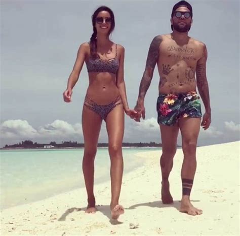 Oh my god, it's finally happening. Joana sanz y dani alves | MARCA.com