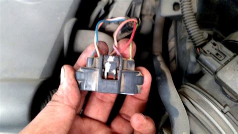 Toyota corolla 1.3 2010 engine check light on code p2121 and p0504 mansoor ahmad autoefi electrician workshop. Toyota Dtc P2121