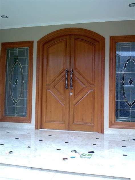 Daun pintu yang terbuat dari kayu jati memiliki kualitas yang sangat tinggi dan memiliki kelebihan dibandingkan. JUAL KUSEN KAYU,PINTU KAYU,JENDELA KAYU: JUAL PINTU KAYU ...
