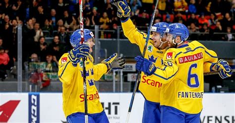 Sverige är regerande världsmästare efter att ha besegrat schweiz i en rafflande straffläggning i finalen 2018. Se Sverige - Schweiz Hockey-VM 2017 LIVE Streaming - TV4 ...