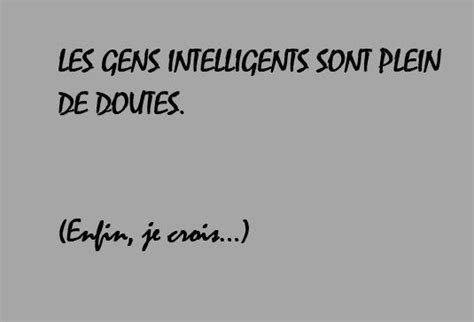 Et pourtant, chaque nuit je serre fort contre moi. Ce sentiment persistant d'être profondément stupide ...