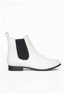 Fast delivery & free return. Missguided Katie Flat Chelsea Boots White | Where to buy ...