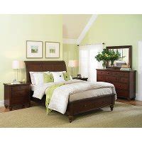 Marked by thick bracket feet, shell carvings, and frame and crown moldings, this bedroom set exudes timeless grace. Cambridge 6-Piece Queen Bedroom Set | RC Willey Furniture ...