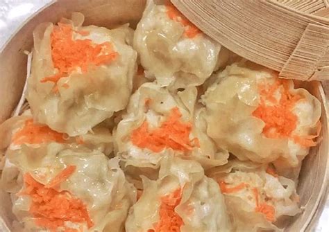 Sekarang anda bebas berkreasi untuk membuat dimsum, anda bisa menggunakan beragam isian mulai dari daging ayam, udang. Resep Dimsum/siomay Ayam Udang oleh Agnes Marthin - Cookpad