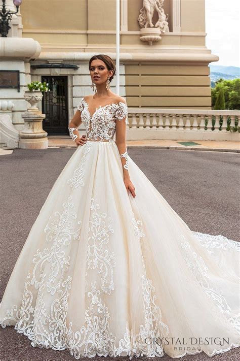 50 couture wedding dresses that will make your heart ache. Tolle #Wedding Ideen und #Hochzeitskarten findet Ihr bei # ...
