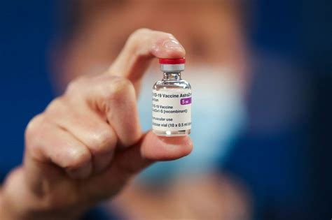 Astrazeneca renames covid vaccine as firm fights off controversy over drug. Quantos países suspenderam a vacina da AstraZeneca? E ...