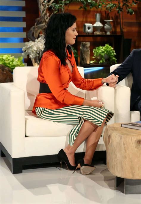 The ellen degeneres show online store is the place to find official ellen show merchandise, gifts, accessories and more. Katy Perry at Ellen Degeneres Show in LA | GotCeleb