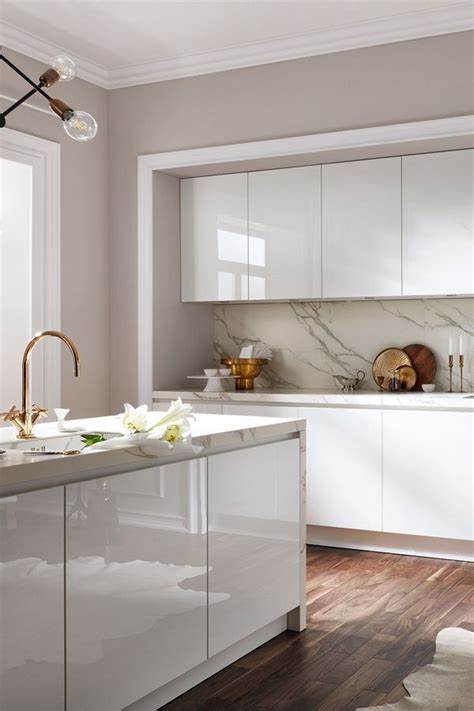 We did not find results for: White high-gloss kitchen fronts join the countertop and ...