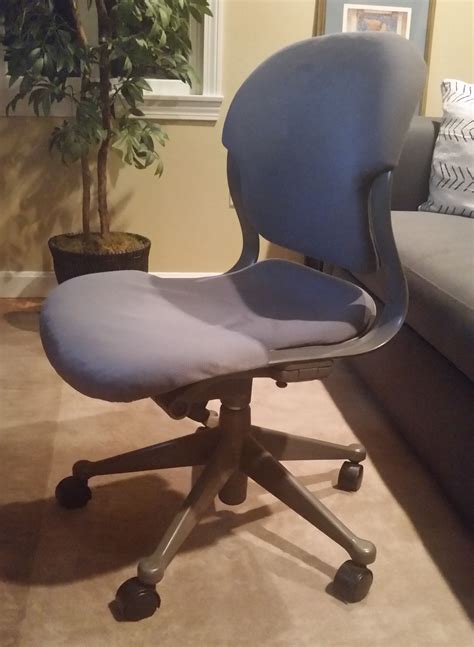 Before you replace your desk chair, try replacing just the part that's broken. Do I Have an Equa 1 or Equa 2 Chair? - Office Replacement ...