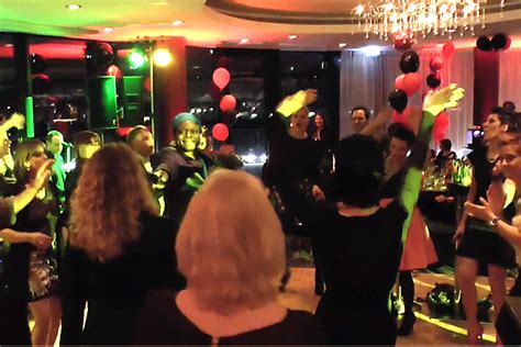 You can find more videos like koelner privat party below in the related videos section. Partymusik für Privat und Feier Party Musik mit Liveband