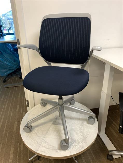 Steelcase created a whole new category of seating products designed specifically for the needs of collaboration. Steelcase Cobi Chair | Track Office Furniture, Toronto