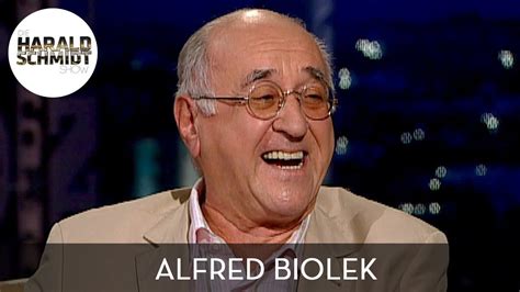 Biolek developed the art of sensitive conversation and attracted much attention. Alfred Biolek über Monty Python, Schimpfwörter und seine ...