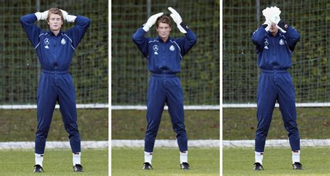 „wir bedauern die entscheidung von jens lehmann, respektieren sie. Auf Wiedersehen, Mad Jens Lehmann â€" we will miss your ...
