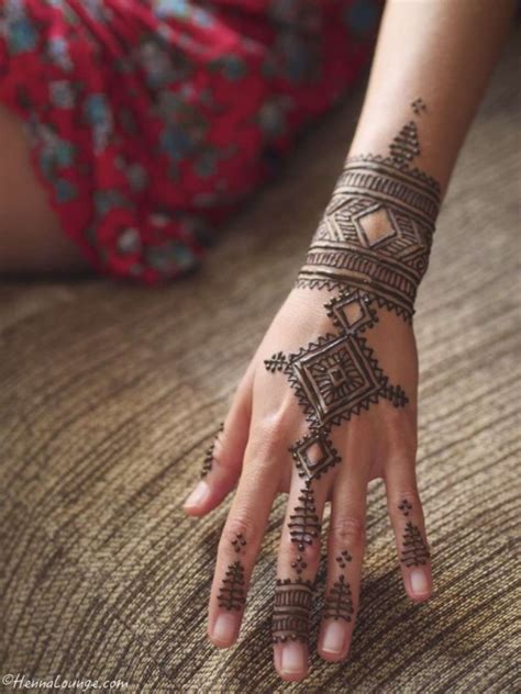 Vector illustration of mehndi ornament. 42 Beautiful Henna Tattoo Designs for Women to Try