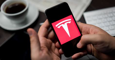 Tesla's stock closed at a record high of $2,000 on thursday, pushing the company's market capitalization to $370 billion. Upcoming Apple & Tesla Stock Split - 31st August 2020 ...