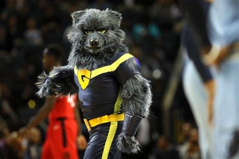 The grizzlies mascot broke out some wwe moves sunday night putting a fake blazers mascot through a table. Grizzlies: Marc Gasol sees Memphis defense trending in wrong direction