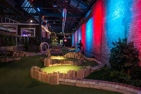Пристанище свингеров / sharing my wife: Swingers Launch, Shoreditch - Crazy Golf and cocktails ...