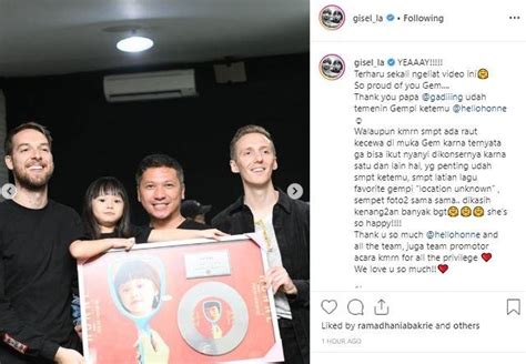 Maybe you would like to learn more about one of these? 5 Momen Manis Gempita Sepanggung Bareng Honne, Gemas Maksimal! - MataMata.com