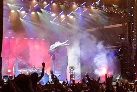 With 80,000 festival visitors, and including personnel a total of roughly 86,000 attendees in 2011. Wacken Open Air - Social Media Wall | Wacken, Open air