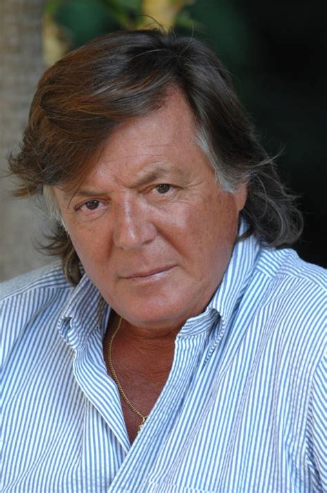 He is best remembered for winning the french open in 1976, and for being the only player to ever defeat björn borg at roland garros, which he did on two occasions. Adriano Panatta - Coaching e attività team building ...