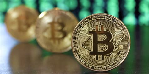Much comes down to best guesses on whether institutional investors will buy in and whether bitcoin whales will sell. Why and how to convert bitcoin into cash and transfer it ...