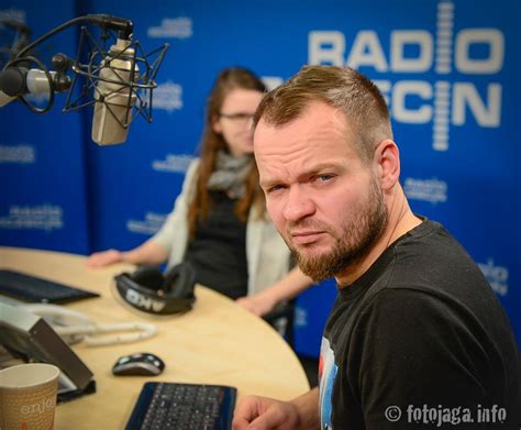 Czekam na decyzję koalicjantów w sprawie dodatkowych 200 wicepremier jarosław gowin zapowiedział wsparcie samorządów. 10 Najlepszych Zawodów: Radiowiec - Jarosław Gowin | 10 ...